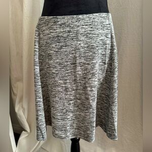 Torrid circle skirt sz 1 (14/16)